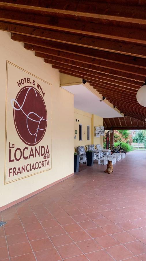 Hotel La Locanda Della Franciacorta Corte Franca Bagian luar foto